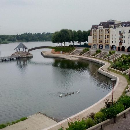Vue Exceptionnelle Sur Le Lac Créteil Eksteriør billede