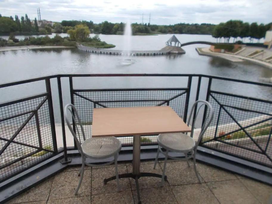 Vue Exceptionnelle Sur Le Lac Créteil Eksteriør billede